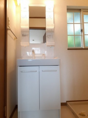 【洗面所】 | サウスコート | 忙しい朝には欠かせない洗面所です