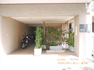 【エントランス】