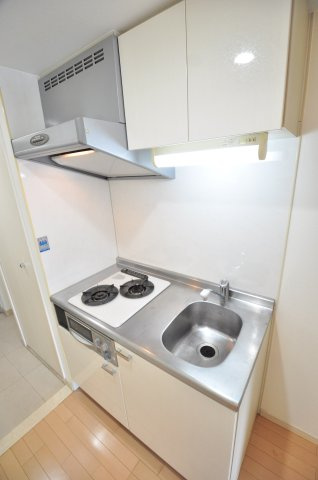 大阪市都島区東野田町１丁目の賃貸マンションのキッチン