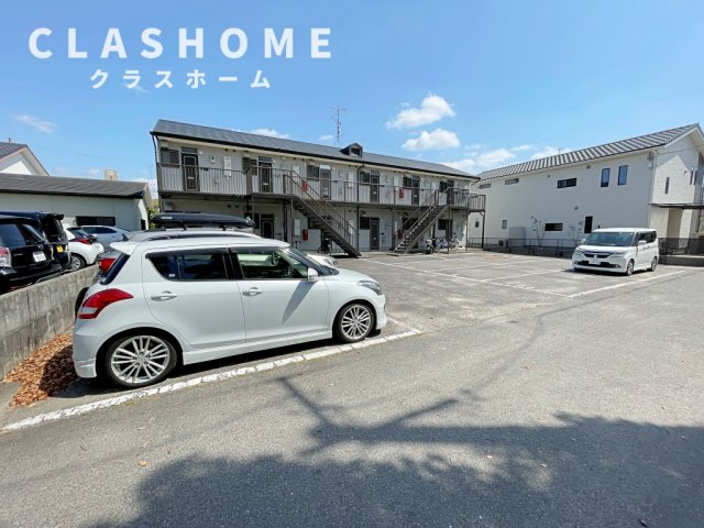 三立ハイツⅢ　　刈谷市近郊の賃貸はクラスホーム刈谷店の駐車場