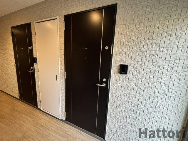 ウェルスクエア池田天神の玄関