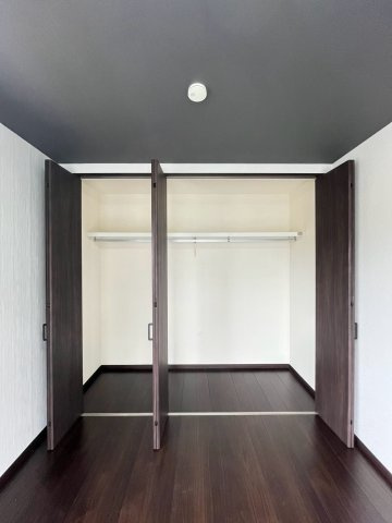 古麓町戸建ての収納