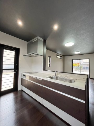 古麓町戸建てのキッチン