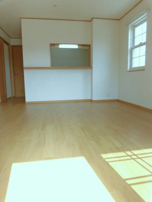 【居間・リビング】 | ユイロン・栄 | 使いやすい居間です