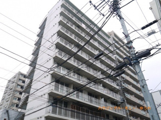 【外観】 | ＲＣ造の都会的な建物です。