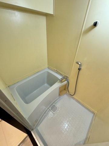 第２桔梗ビルの浴室