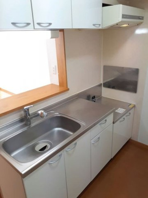 【キッチン】 | Ｒｉｖｅｒ　ｓｉｄｅ　Ｂｅｌｌ | キッチンでお料理をお楽しみください