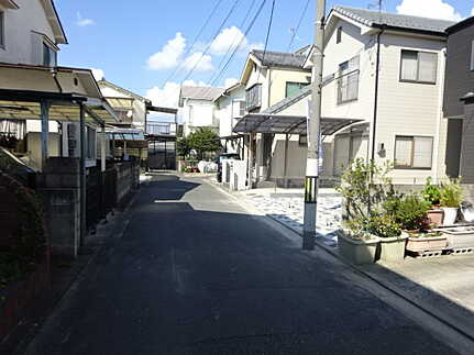 広島市南区堀越3丁目　新築一戸建ての前面道路含む現地写真