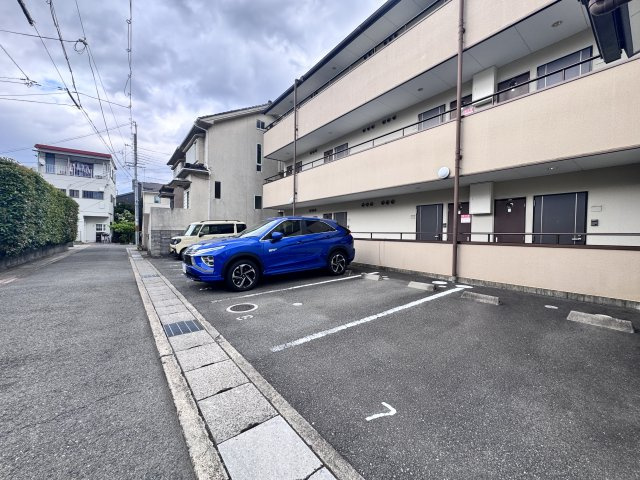 エトワール　クレールⅠの駐車場