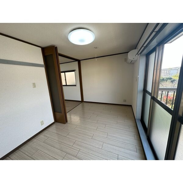 アーバンウェーブ岩成台のその他