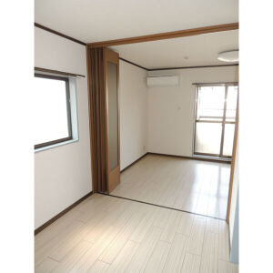 アーバンウェーブ岩成台の居間・リビング