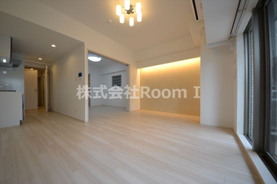 【居間・リビング】 | プレジオ鎗屋町 | ゆったりとした居間です