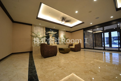 【エントランス】 | プレジオ鎗屋町 | エントランスです