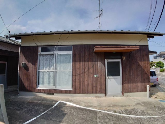 【間取り】 | 2号外観写真ですオーナーチェンジ。貸家　敷地内に3棟あり　全てご入居中です