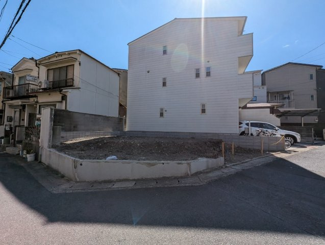 西京極堤下町の前面道路含む現地写真