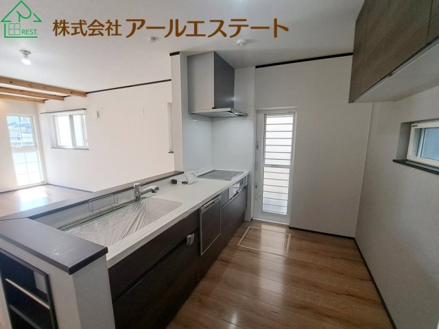高砂市荒井町小松原3丁目　　山陽電鉄「荒井駅」徒歩13分のキッチン