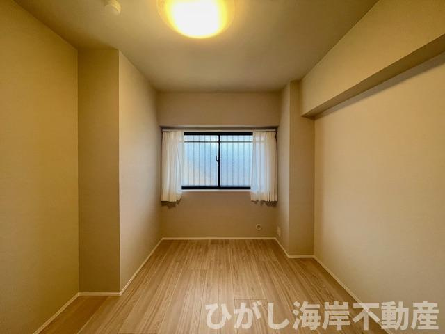 ライオンズマンション茅ヶ崎中央公園の寝室|新規リフォーム完了！　4.8帖　洋室