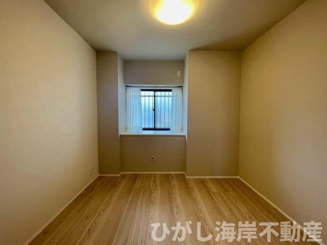 ライオンズマンション茅ヶ崎中央公園の子供部屋|新規リフォーム完了！　5.6帖　洋室