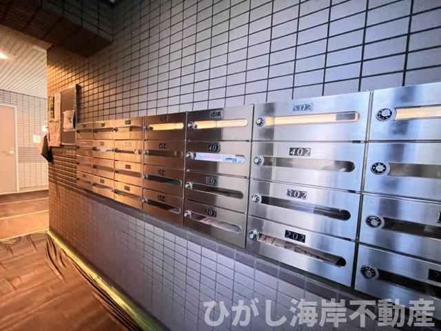 ライオンズマンション茅ヶ崎中央公園の設備|集合ポスト
