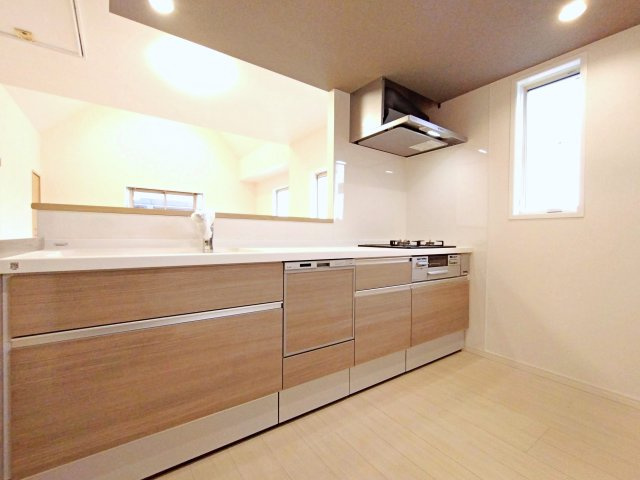 相模原市南区上鶴間二丁目戸建のキッチン|使いやすいキッチンです