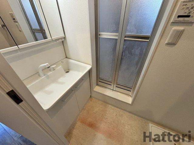 グロワール池田の独立洗面台