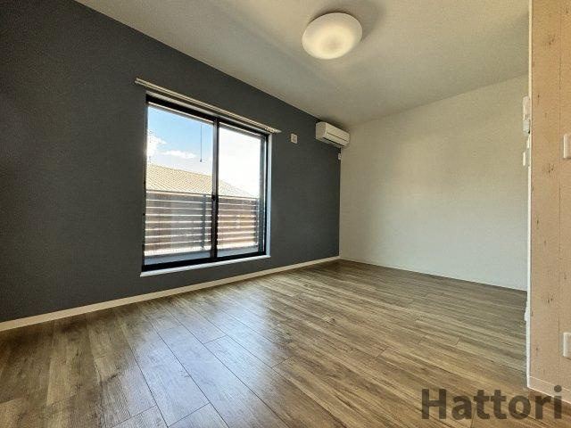 グロワール池田の居間・リビング