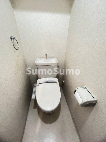 ダイドーメゾン岡本駅前のトイレ