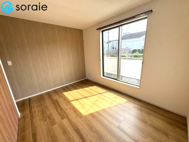 川越市的場　中古戸建の洋室
