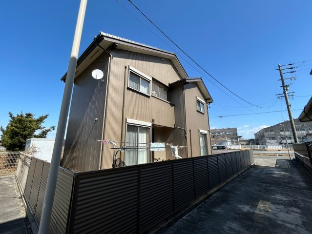 一宮市玉野字上新田のテラス
