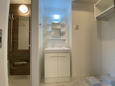 【独立洗面台】 | RIHITO堺東 | 朝の身支度には欠かせない独立洗面化粧台