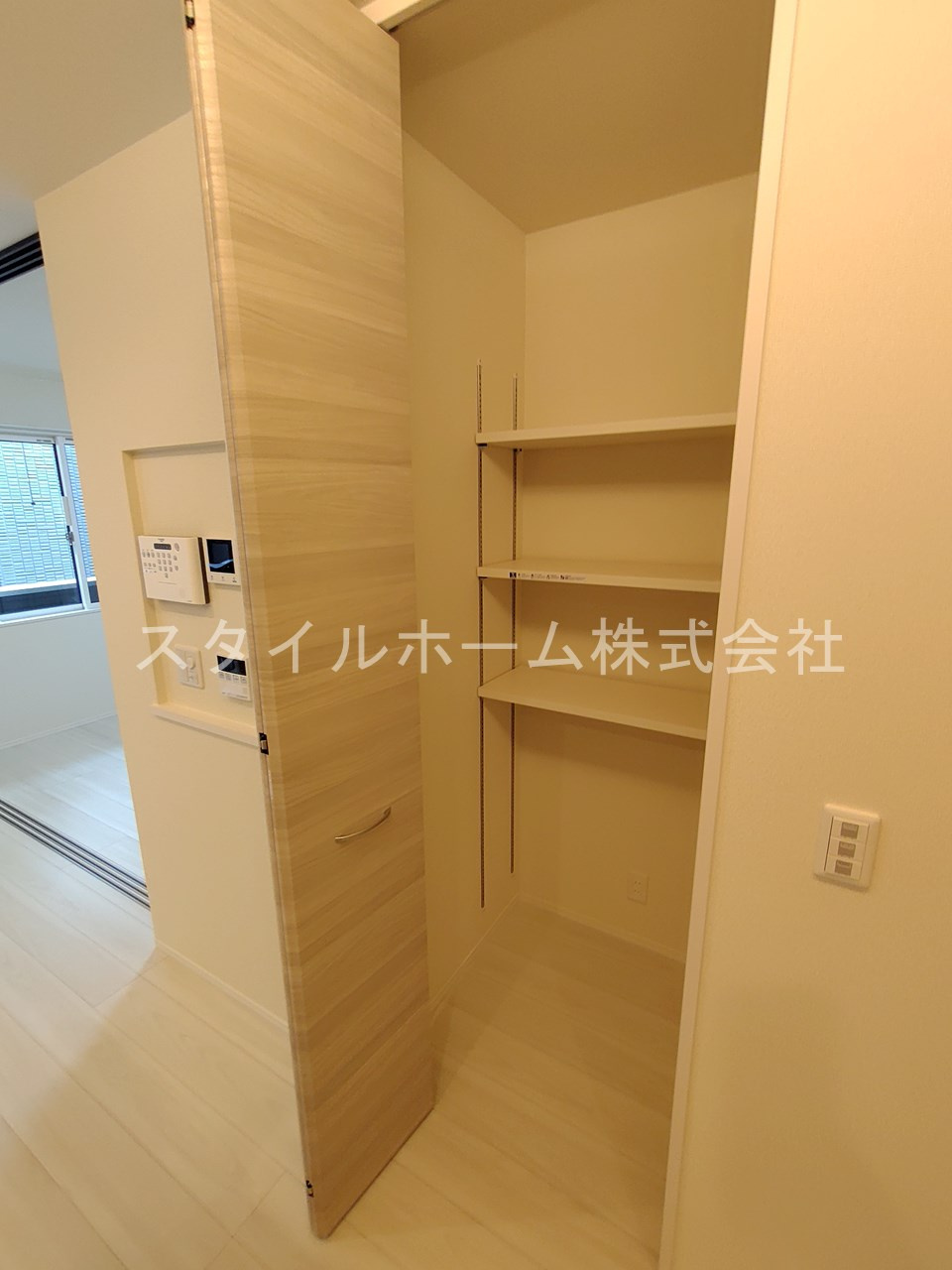 D-square東橋良町の収納
