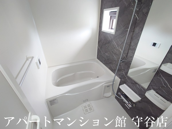 サニー　アヴニールの浴室
