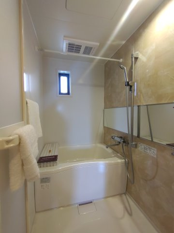 コーポ鈴弐番館の浴室|モデルルームのため、家具家電はつきません。