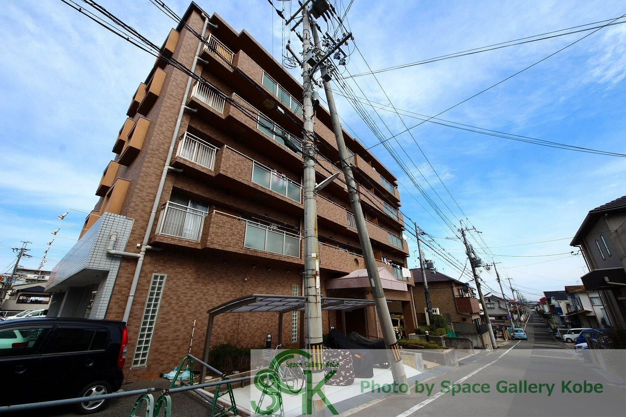 シャン・クラージュの外観
