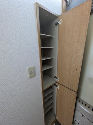 エステートピア高野の収納