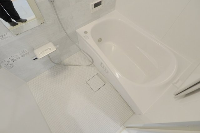 エストプレーヌC棟の浴室