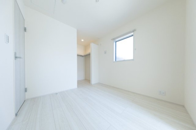 【洋室】 | 鈴鹿市長太新町4丁目《4号棟》