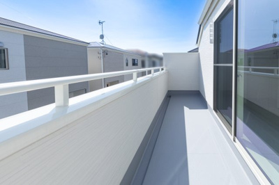 【バルコニー】 | 鈴鹿市長太新町4丁目《4号棟》