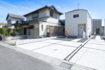 【外観】 | 鈴鹿市長太新町4丁目《4号棟》