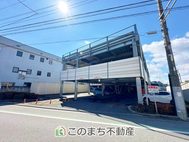 宇都宮プラザD棟　の駐車場
