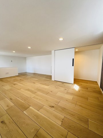 SHONAN STYLE～城南5丁目に住まうのその他|大型のロフトには収納も！