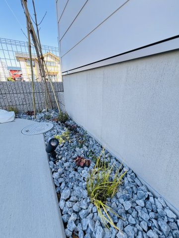 SHONAN STYLE～城南5丁目に住まうの前面道路含む現地写真