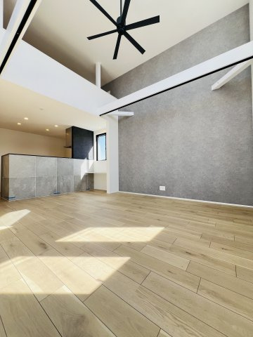 SHONAN STYLE～城南5丁目に住まうの居間・リビング|B棟リビング