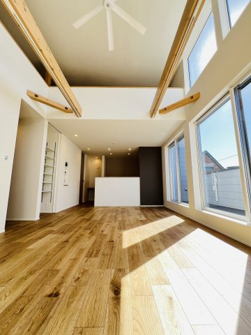 SHONAN STYLE～城南5丁目に住まうの居間・リビング