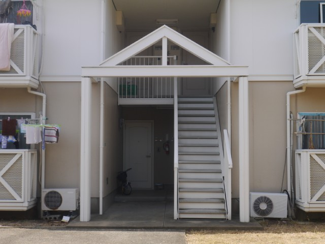 フレグランス南町【キャッシュバック対象物件】のエントランス