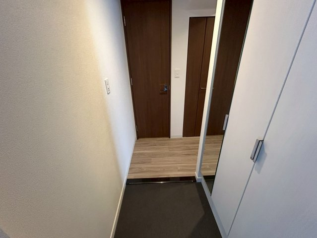 プレサンス阿波座駅前の玄関