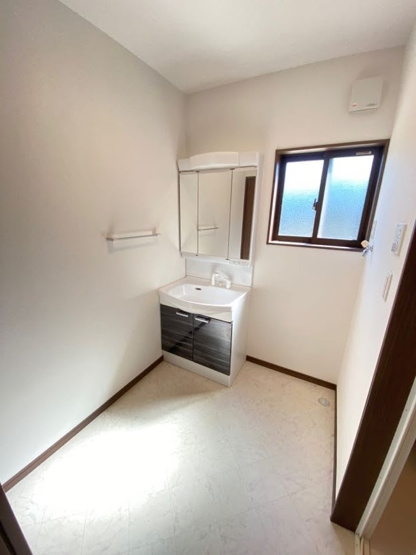 【独立洗面台】 | 西区中島町