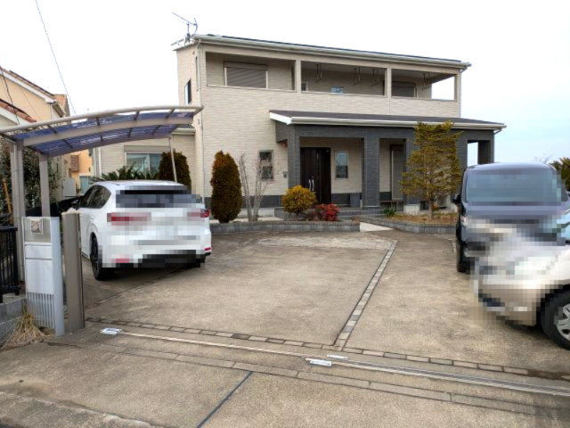 東金市菱沼　中古戸建の外観|平成27年1月築 6SLDK+シューズイン+中庭+WIC 太陽光発電オール電化ガレージ車庫付
