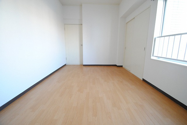 ラ・ディジェム旭の洋室|同タイプ参考イメージ写真　現況優先