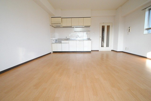 ラ・ディジェム旭の居間・リビング|同タイプ参考イメージ写真　現況優先